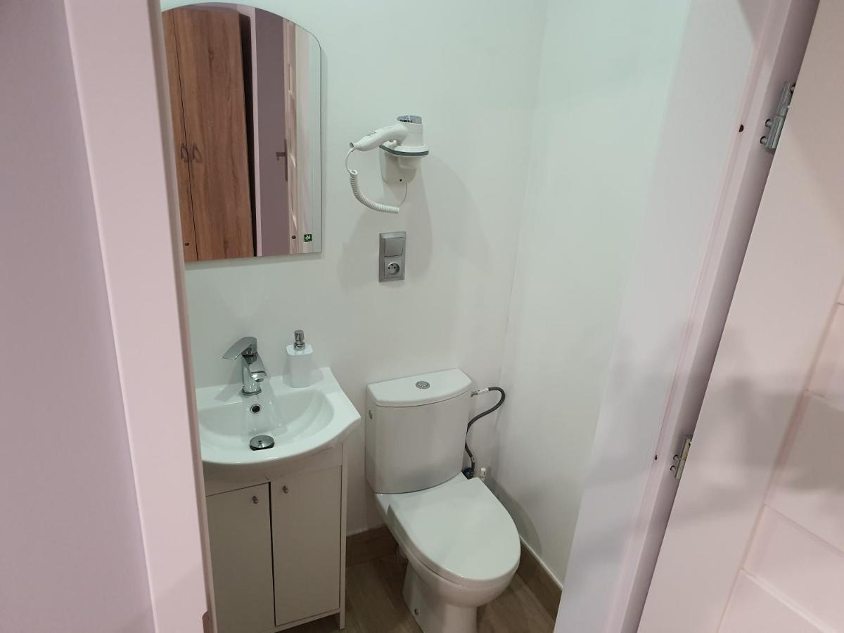 Jasna Hotelik Self Check-In Warszawa Eksteriør bilde